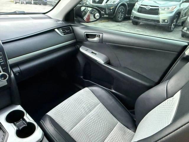 2012 Toyota Camry SE