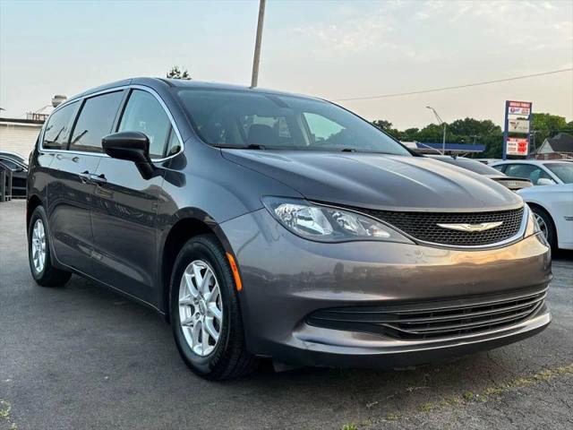 2020 Chrysler Voyager LX