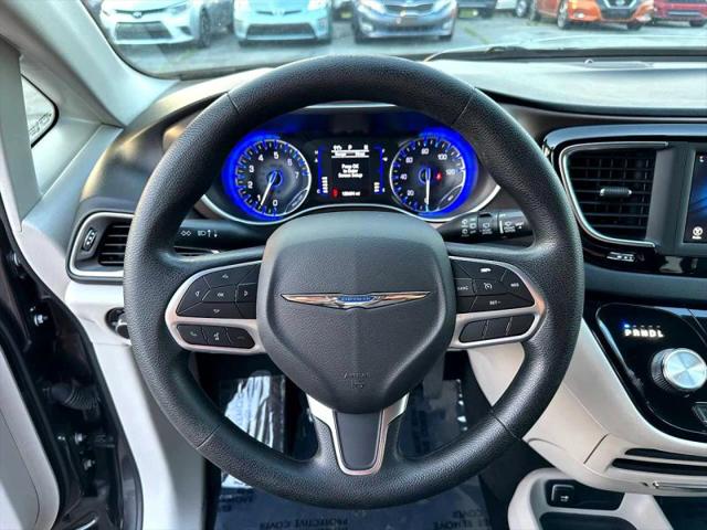 2020 Chrysler Voyager LX