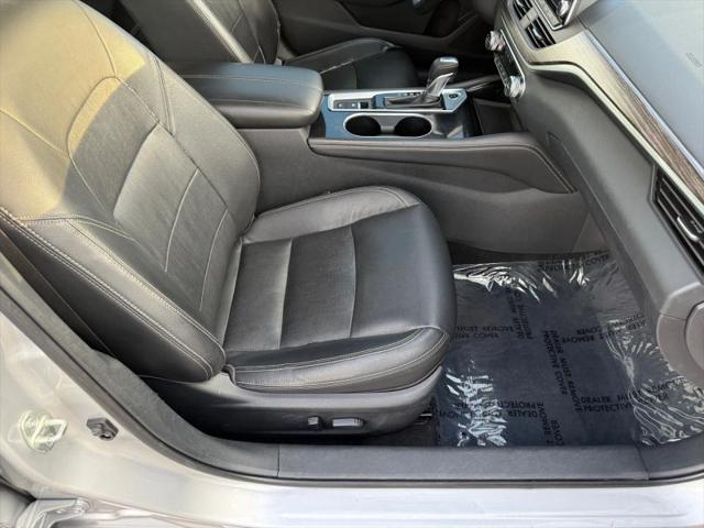 2020 Nissan Altima SL FWD