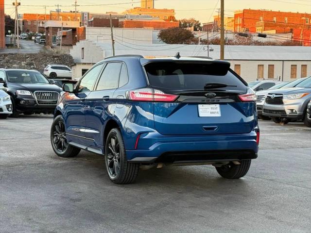 2022 Ford Edge SE