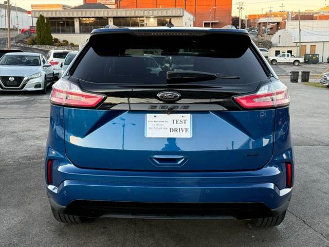 2022 Ford Edge SE