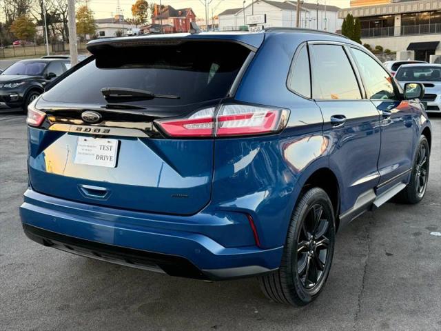 2022 Ford Edge SE
