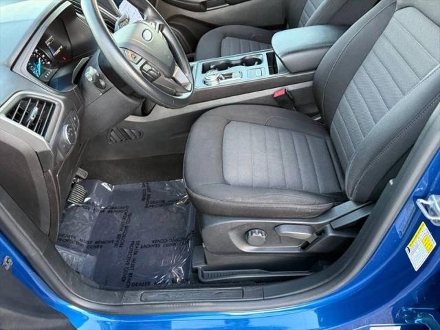 2022 Ford Edge SE