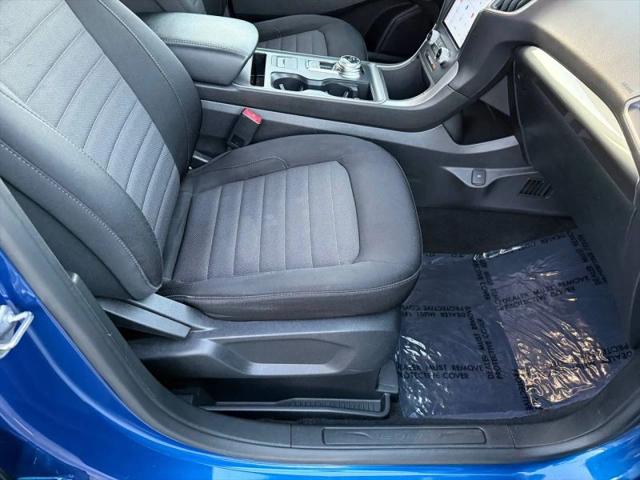 2022 Ford Edge SE