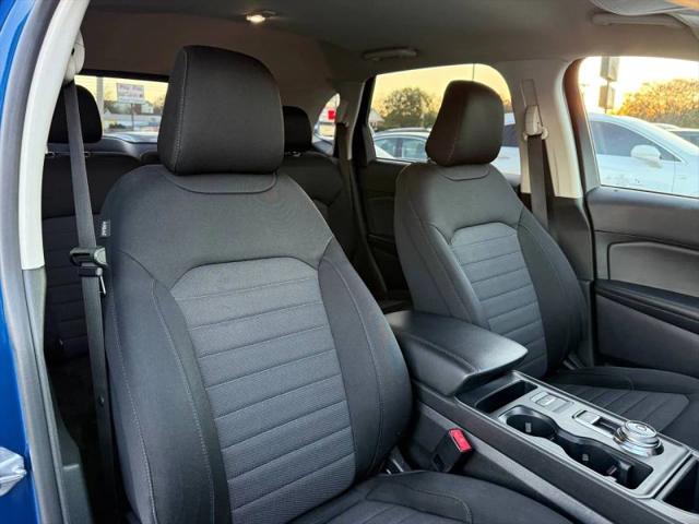 2022 Ford Edge SE