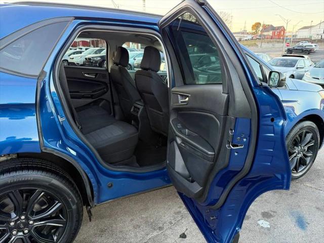 2022 Ford Edge SE