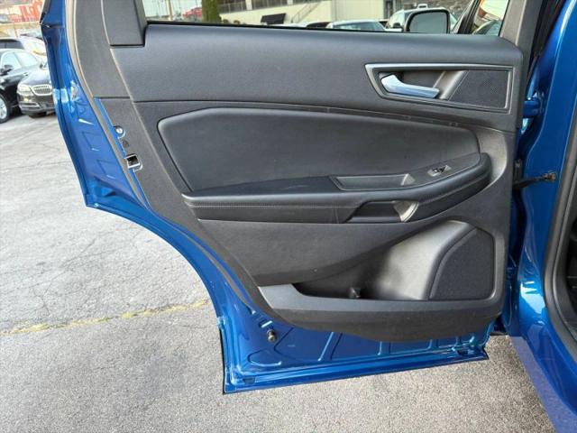 2022 Ford Edge SE
