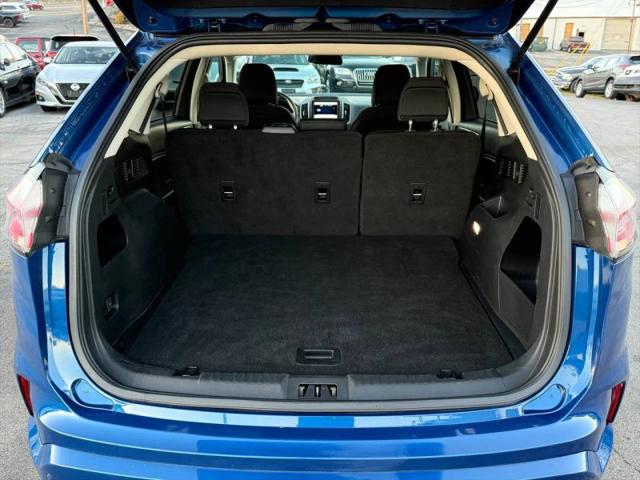 2022 Ford Edge SE