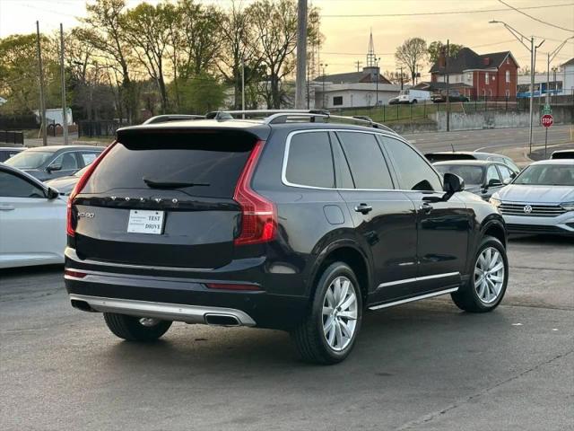 2016 Volvo XC90 T6 Momentum