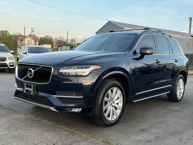 2016 Volvo XC90 T6 Momentum