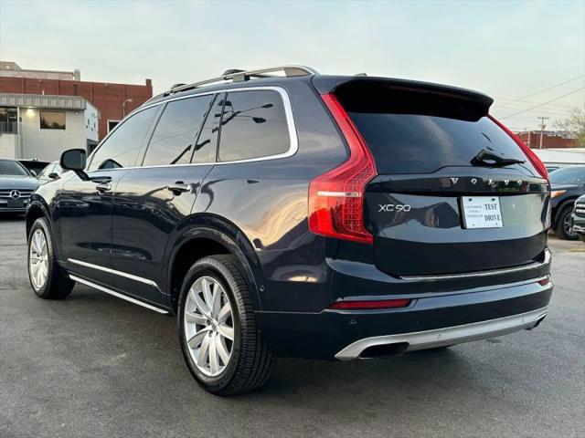 2016 Volvo XC90 T6 Momentum