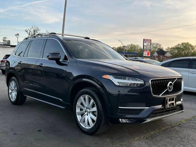 2016 Volvo XC90 T6 Momentum
