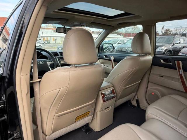 2013 Toyota Highlander Limited V6