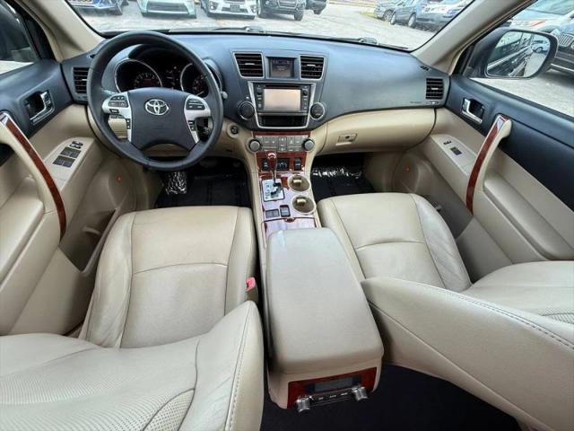 2013 Toyota Highlander Limited V6