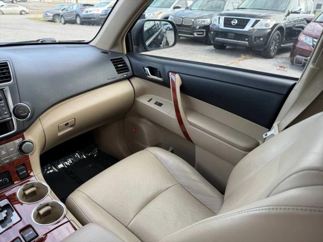 2013 Toyota Highlander Limited V6