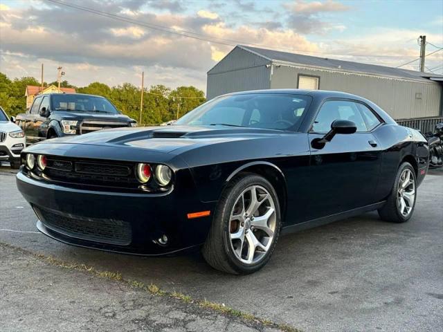 2016 Dodge Challenger SXT Plus
