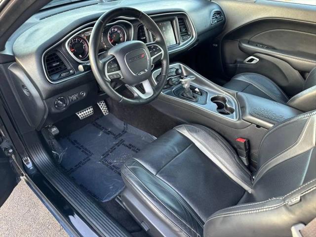 2016 Dodge Challenger SXT Plus