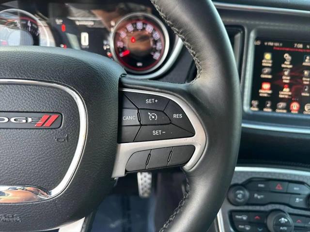 2016 Dodge Challenger SXT Plus