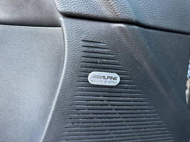 2016 Dodge Challenger SXT Plus