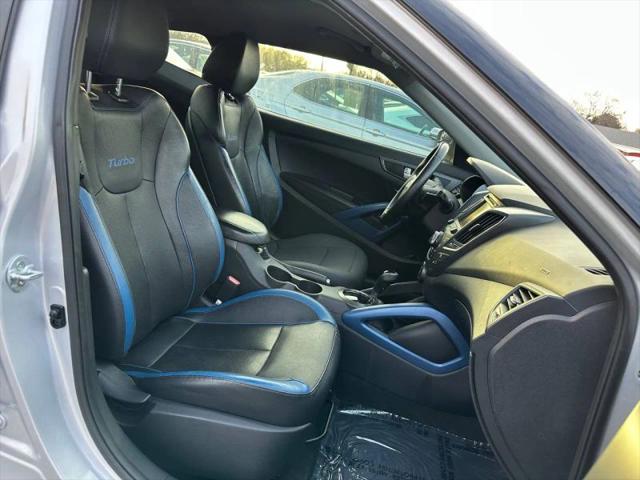 2014 Hyundai Veloster Turbo w/Blue