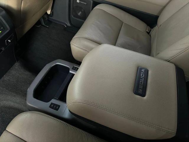 2012 Toyota Sequoia Platinum 5.7L V8