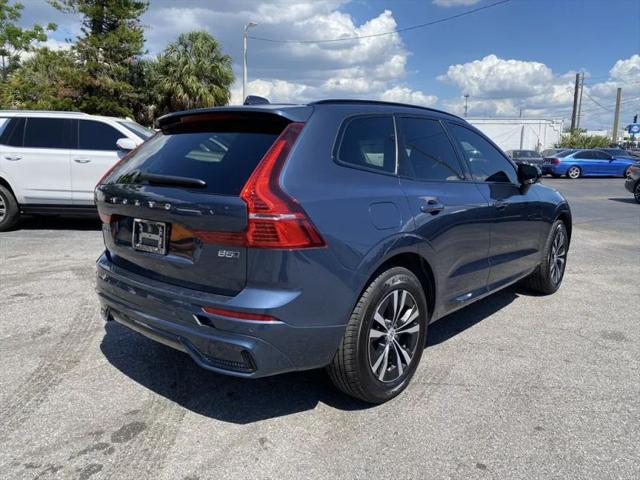 2024 Volvo XC60 B5 Core Dark Theme
