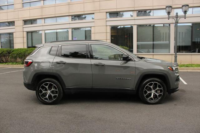 2024 Jeep Compass Latitude 4x4