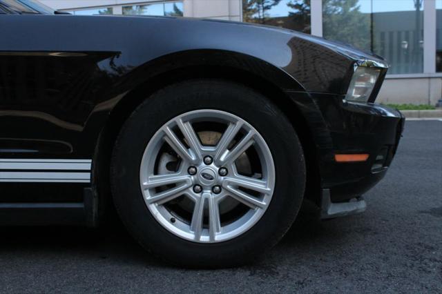 2012 Ford Mustang V6