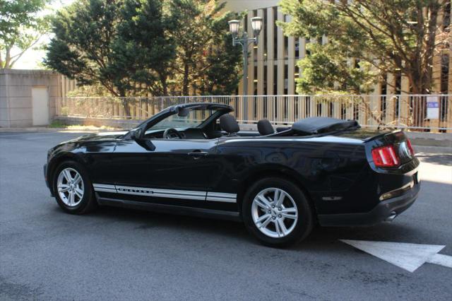 2012 Ford Mustang V6