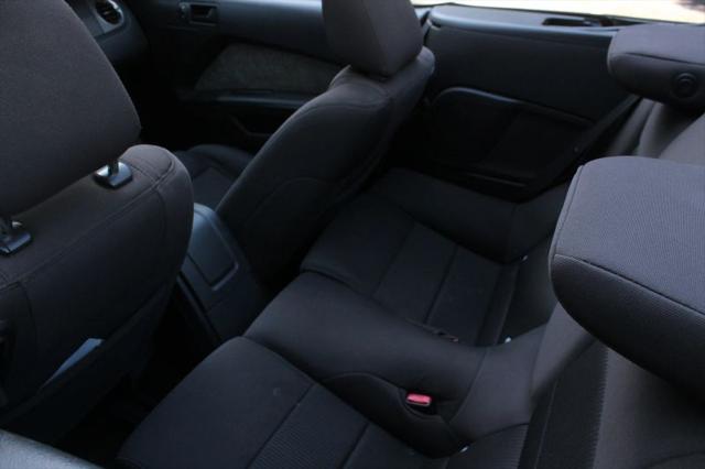 2012 Ford Mustang V6