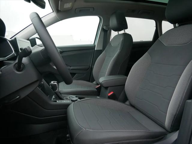 2026 Volkswagen Taos SE Black