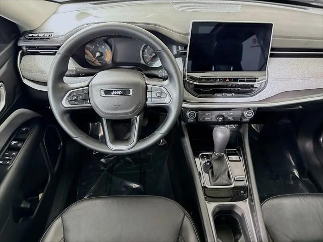 2022 Jeep Compass Latitude Lux 4x4