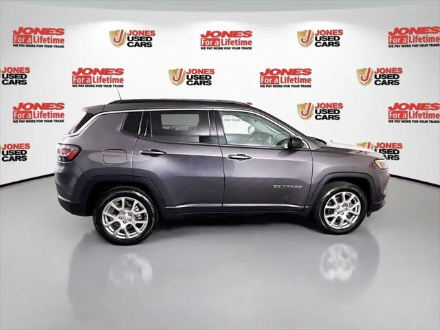 2022 Jeep Compass Latitude Lux 4x4