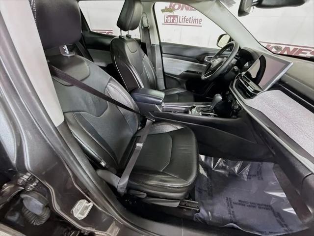 2022 Jeep Compass Latitude Lux 4x4