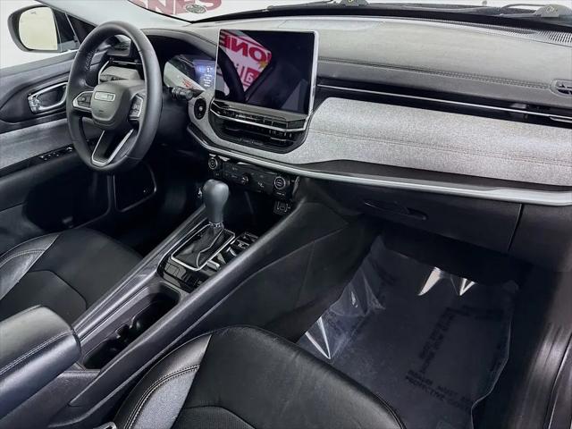 2022 Jeep Compass Latitude Lux 4x4