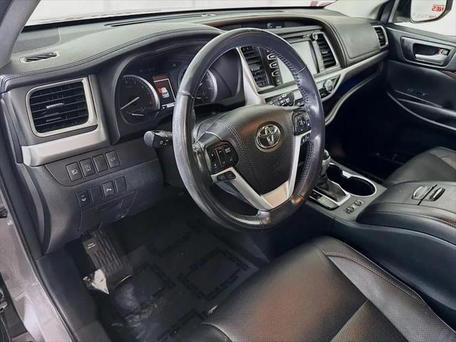 2017 Toyota Highlander Limited