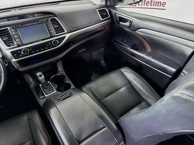 2017 Toyota Highlander Limited