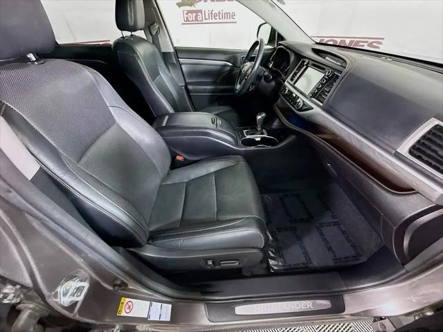 2017 Toyota Highlander Limited