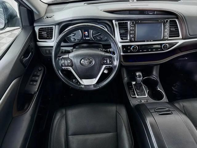 2017 Toyota Highlander Limited