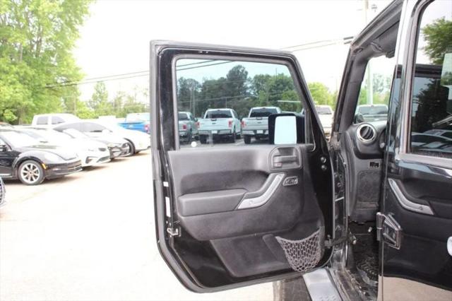 2012 Jeep Wrangler Unlimited Sahara