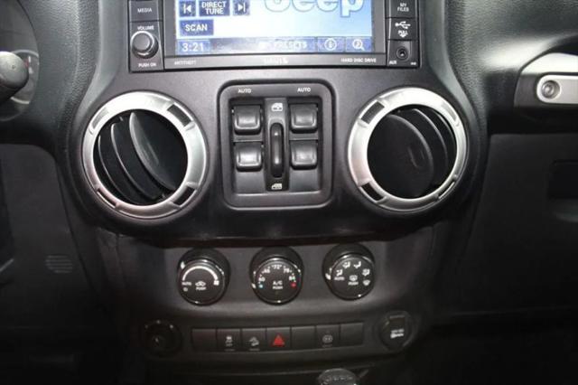 2012 Jeep Wrangler Unlimited Sahara