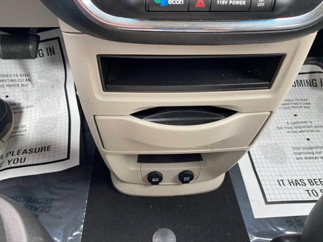 2015 Chrysler Town & Country Touring-L
