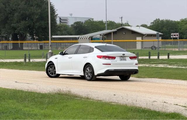 2020 Kia Optima LX