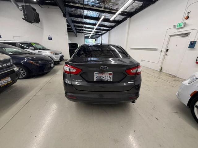 2015 Ford Fusion SE
