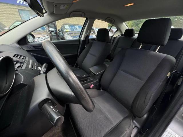2011 Mazda Mazda3 i Sport