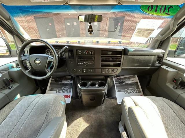 2016 Chevrolet Express LT