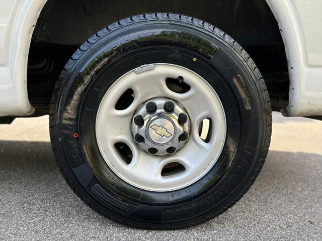 2016 Chevrolet Express LT