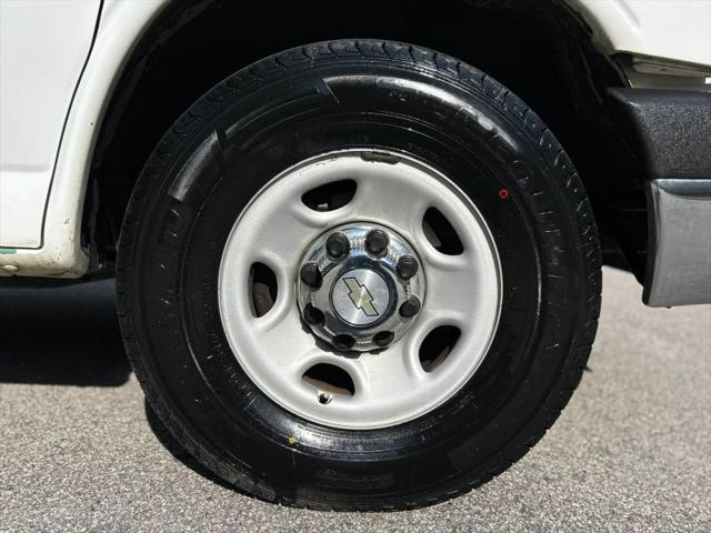 2016 Chevrolet Express LT