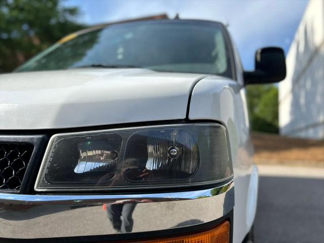 2016 Chevrolet Express LT